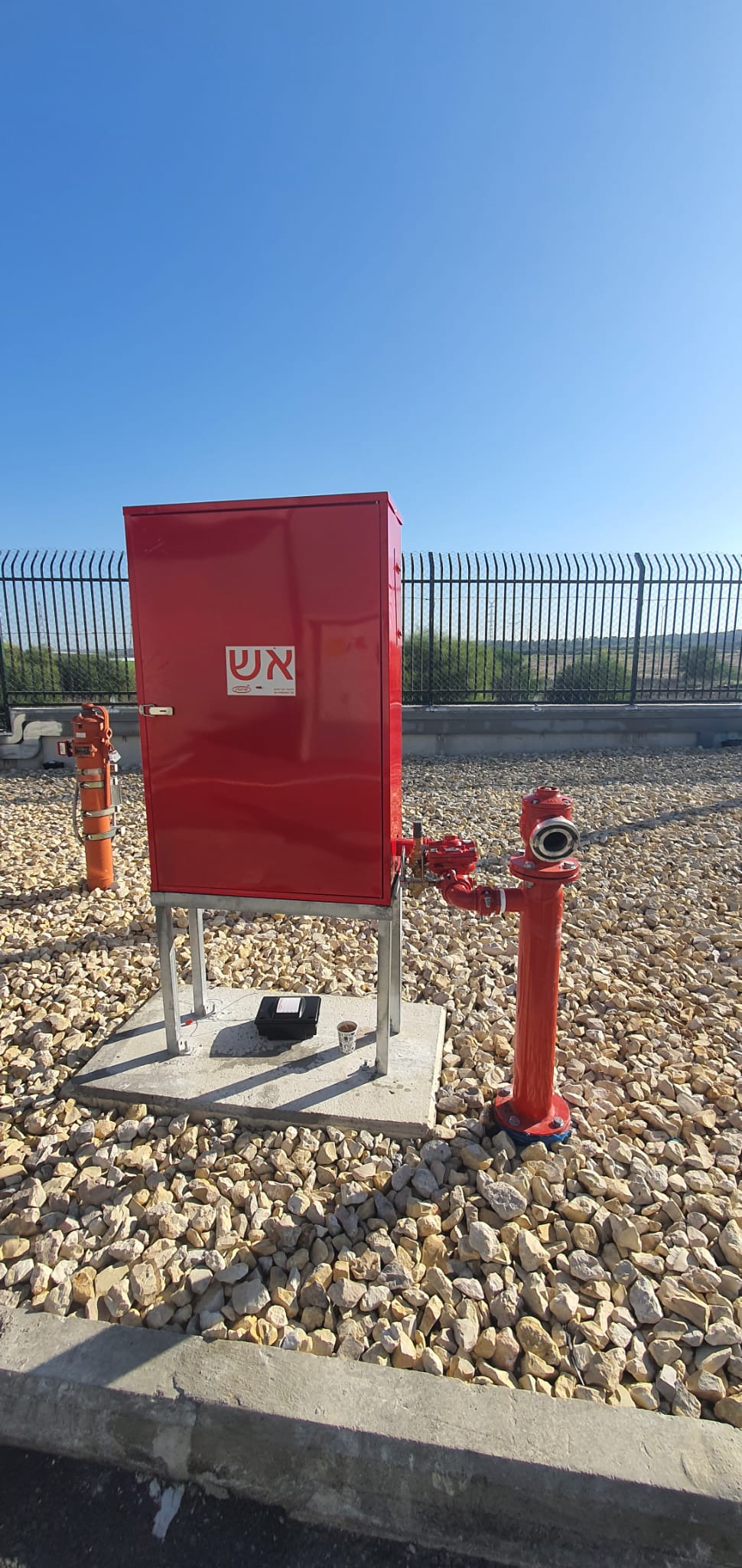 התקנת הידרנט כולל ארון כיבוי אש 